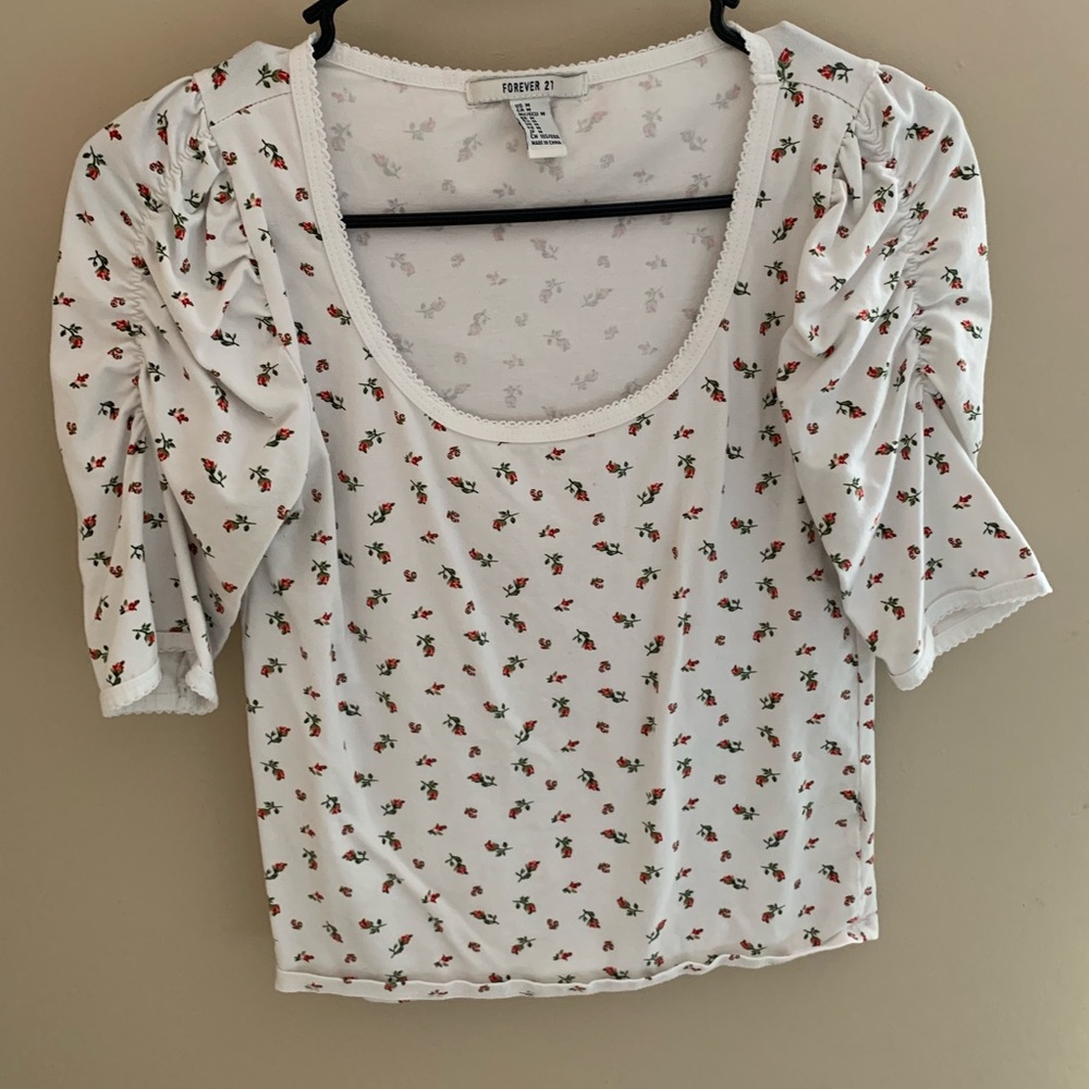 Forever 21 floral top